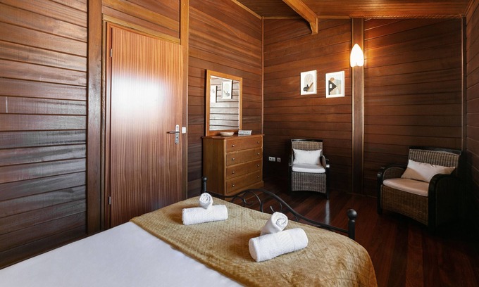 Casais do Rio Apartment | Unique Wooden Cottage