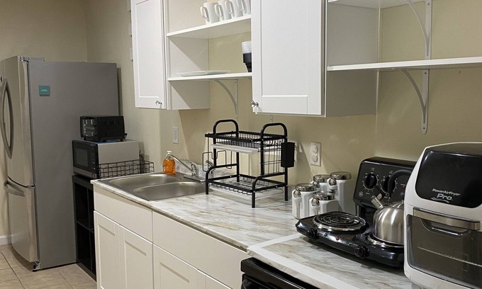 Auburn House | Unit 1 of 2 cozy suites, centrally located
