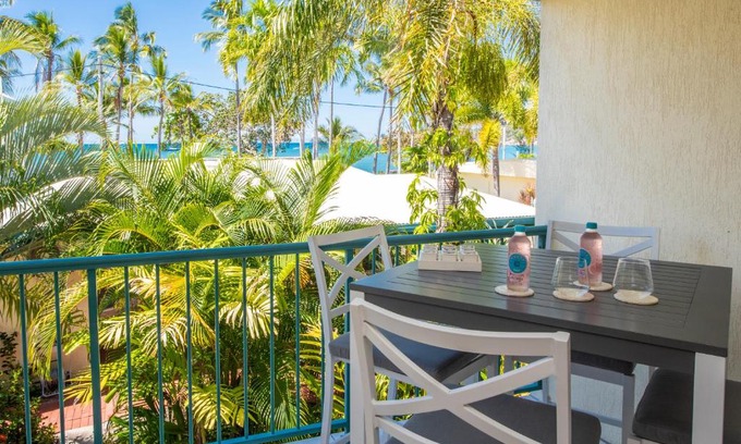 Horseshoe Bay Apartment | Unit 10 Sails on Horseshoe