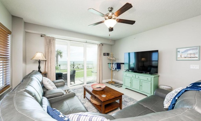 Ocean View Halifax Estates Apartment | Unit 102 Aruba - 3 Bedroom Ocean Front