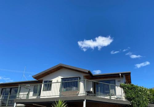 Kaiteriteri House | Unit 12 Kaiteri Apartments and Holiday Homes