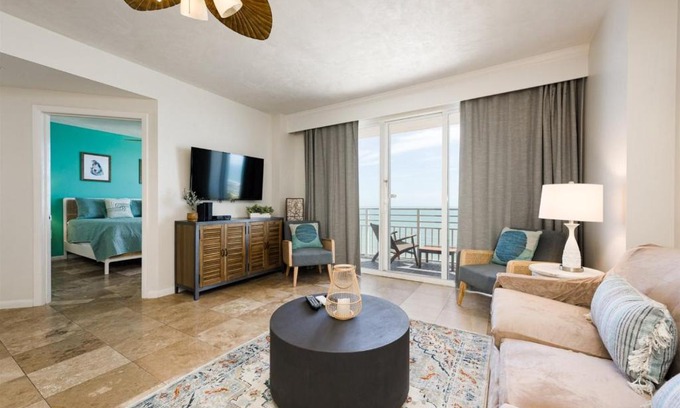 Brush - Stewarts House | Unit 1604 Ocean Walk - 3 Bedroom Ocean Front