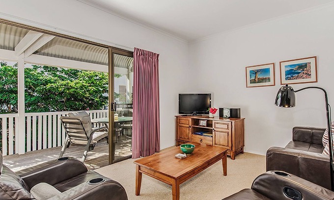 Noosaville Apartment | Unit 2 Riverbreeze