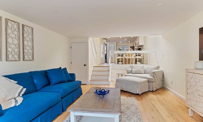 Hyannis Condo | Unit 6 Poolside 2BD-A/C, Private Balcony, Association Beach & Pool