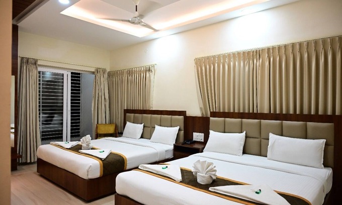 Vijayapura Hotel | Unnati Stay Inn Vijayapura