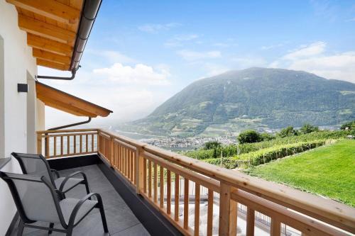 Lagundo Apartment | Unterötzbauerhof - Fewo Weinberg