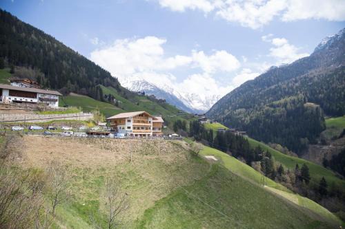 San Leonardo in Passiria House | Unterer Obereggerhof