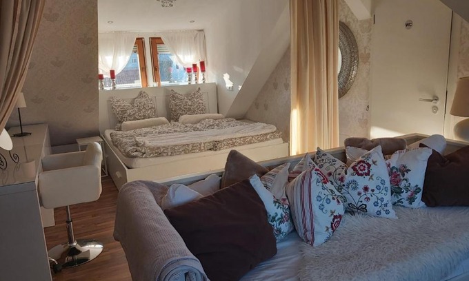 Buchbrunn Apartment | Unterkunft Mitten im schönen Frankenland