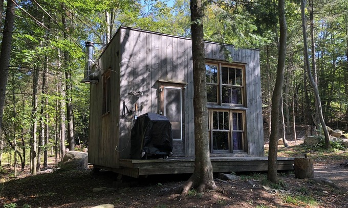 Saint-Sauveur Cabin | Unusual cabin - Le Kube
