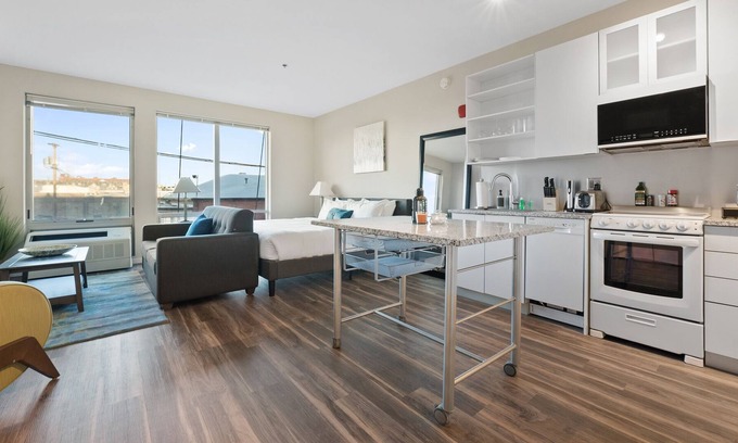 Crossroads Arts District Condo | Unwind and Relax with Our All-Inclusive Resort-Style Vacation 337