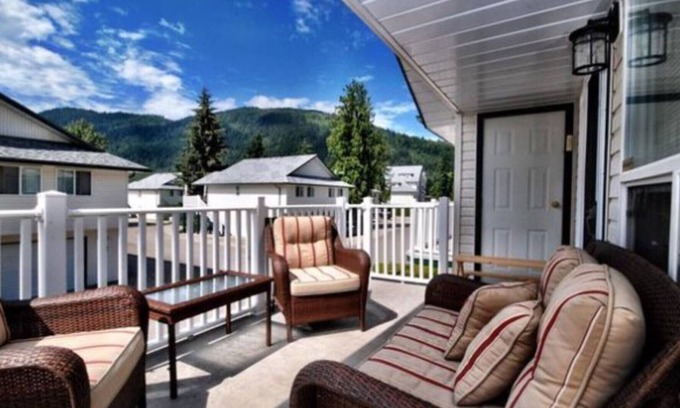 Sicamous House | Up for grabs Julu 20-27th - Lake Property