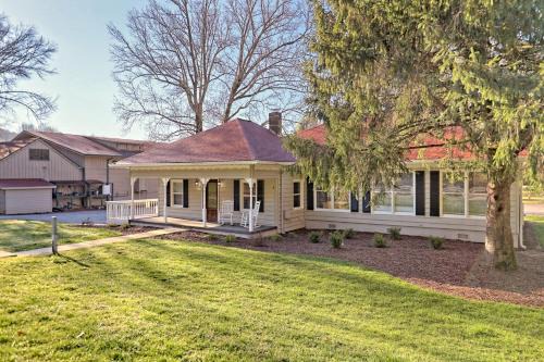 Helen House | Upcountry Inn - Whole Property