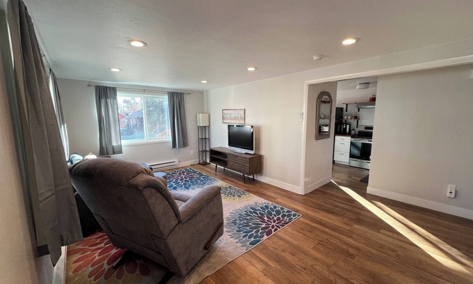 Lafayette Apartment | Updated 2-bedroom 1bth apartment near downtown Lafayette with WiFi, AC