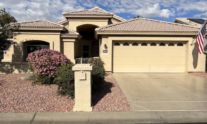 Palm Valley House | Updated 2024 home in Beautiful Pebble Creek AZ w/world class golf and amenities