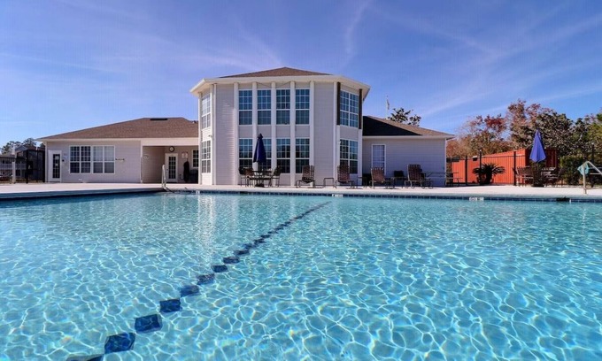 Gulf Shores Apartment | Updated 2BR Water View Condo | mins to Beach & Sportsplex