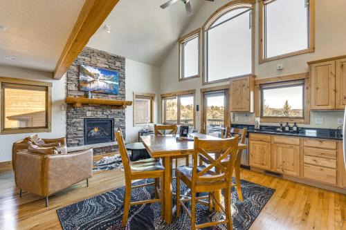 Estes Park House | Updated and Spacious Lodge in Heart of Estes Park!