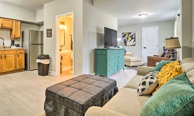 Westerville Apartment | Updated & Chic Uptown Westerville Apartment!