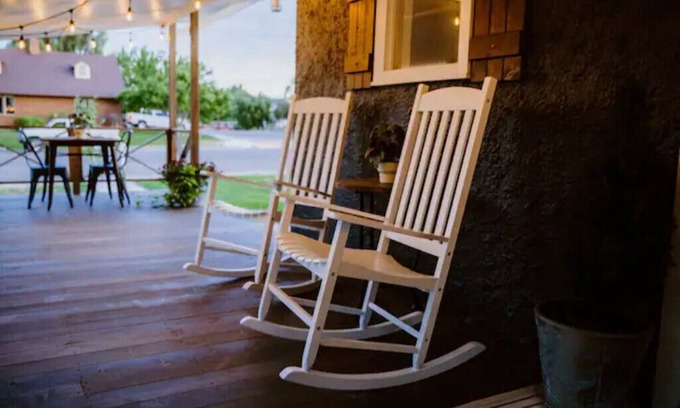 Richfield House | Updated cozy farmhouse