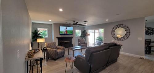 South Scottsdale House | Updated, Enclosed Patio, Corner Lot, Bike Trail