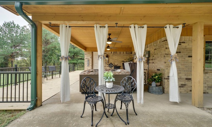 Bethel House | Updated Family Home, 20 Mi to Broken Bow Lake!