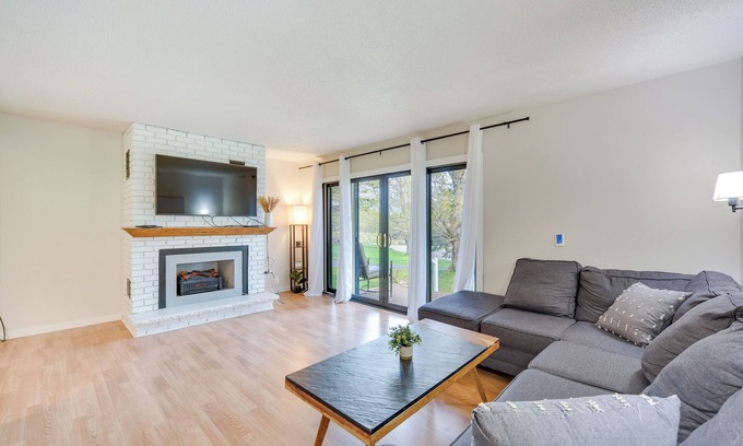 Hermantown House | Updated Hermantown Vacation Rental 6 Mi to Duluth!