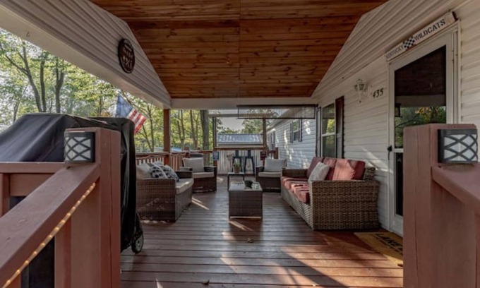 Falls of Rough House | Updated Lake Home Steps to Water in "heart" of Rough River! Cozy w/Firepit!