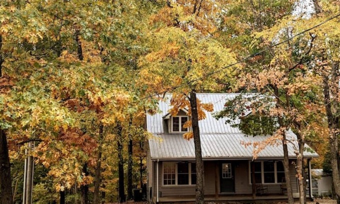 Falls of Rough Cabin | Updated lakefront cozy cabin on quiet cove