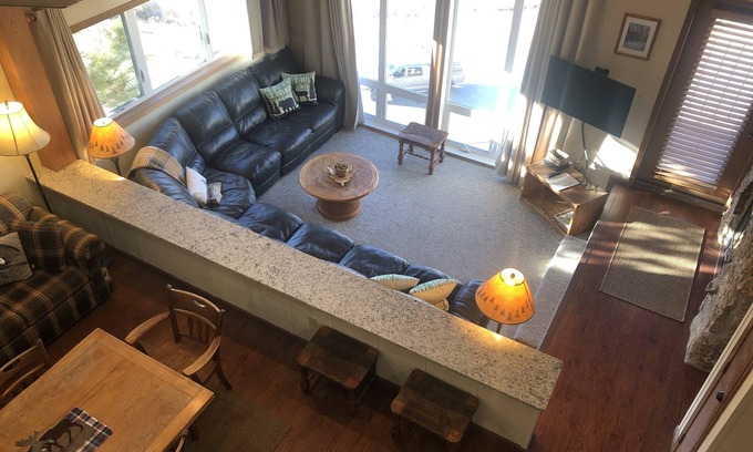Silvercreek Condo | Updated MOUNTAINSIDE Condo-2bd/3bth-adjacent to slopes and family friendly