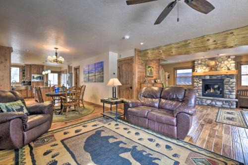 Ouray House | Updated Mtn Home with Deck on Uncompahgre River