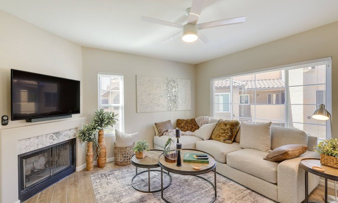 Central Scottsdale Condo | Updated Scottsdale Condo w/Pool Access!