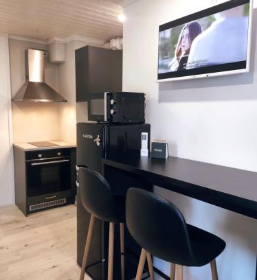 Vaasa Apartment | Upea moderni pieni yksiö rauhallisella sijainnilla - itsepalvelukirjautuminen - SELF CHECK-IN