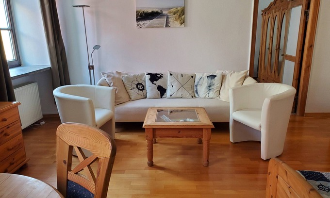 Old Town Apartment | Upper deck port side (1st floor left) - Altstadthaus Stralsund
