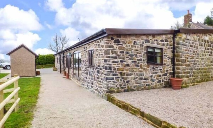 Cauldon Low Cottage | Upper Greenhills Farm