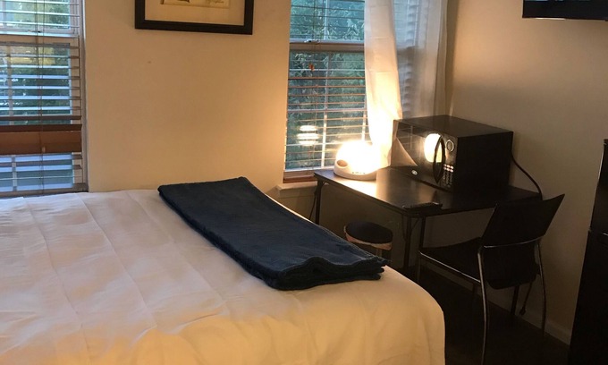 Clarksburg Condo | Upper Level Room in condo with external Private bath