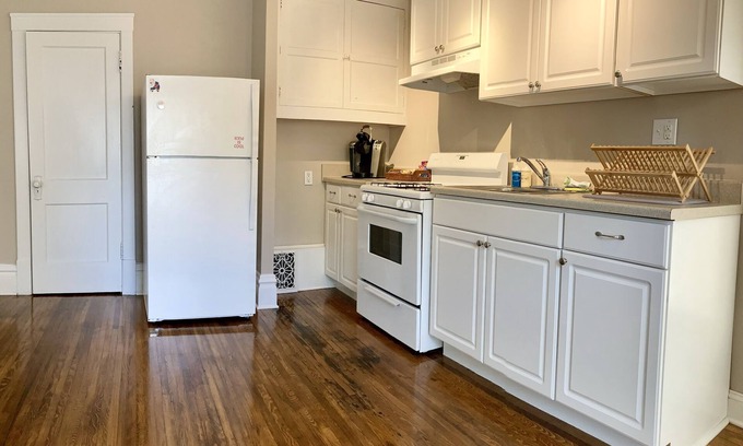 Peoria Apartment | Upper Unit in Duplex