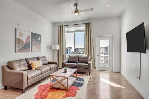 Clearfield Hotel | Upscale 2BR w Pool Gym & Near Hill AFB