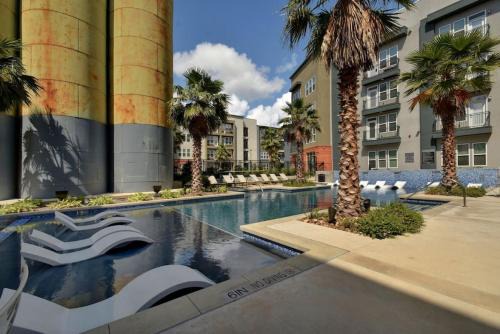 King William Apartment | Upscale Apartment Riverwalk Alamo Pearl