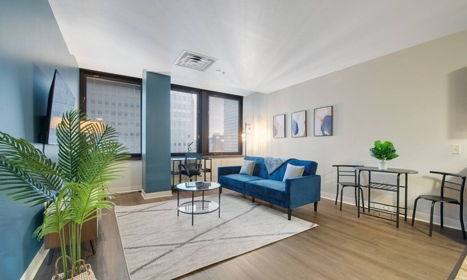 Downtown Pittsburgh Apartment | Upscale Charm | PREMIUM LOCATION | 24/7 Valet Gym Terrace Roku + 2 TVs!