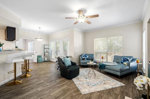 Southwest Carrollton Apartment | Upscale City Apartment with Pool , Fitness Center