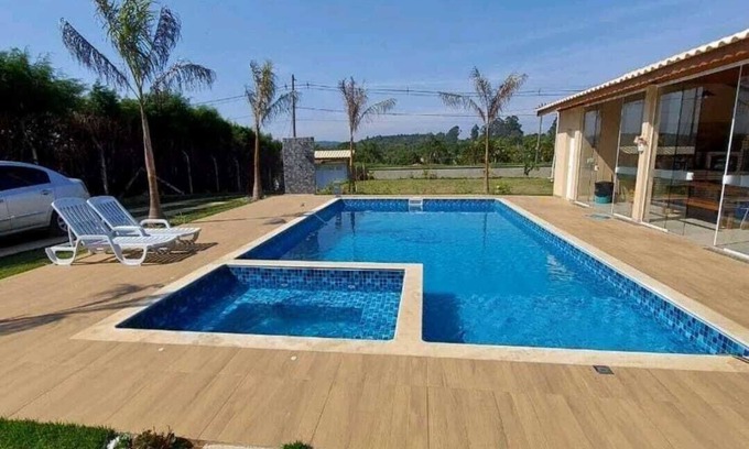Mairinque House | Upscale Cottage New Gated Community