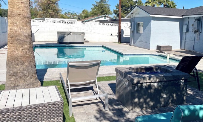 Cavalier Vista House | Upscale Entire Home with Pool & Spa - Scottsdale