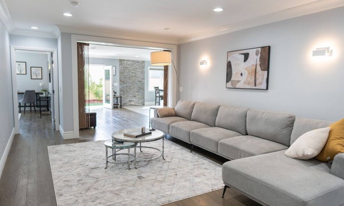 Madrona House | UPSCALE MODERN 4BR TORRANCE HOUSE BUILT 2018 w/GARAGE, FENCED YARD/PATIO (p79)