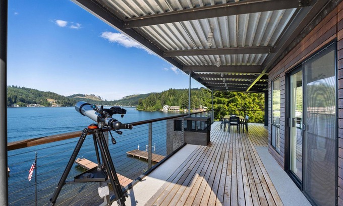 Olympia House | Upscale Summit Lake retreat w/hot tub, docks, canoes, paddle boards, & grill