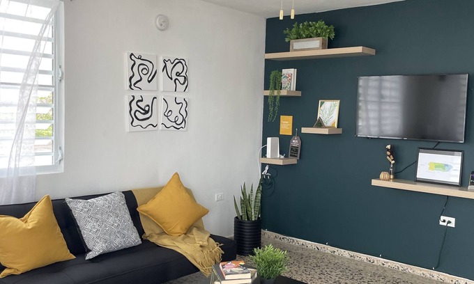 Sabana Abajo House | Upstairs house 10 mns near the airport and beaches
