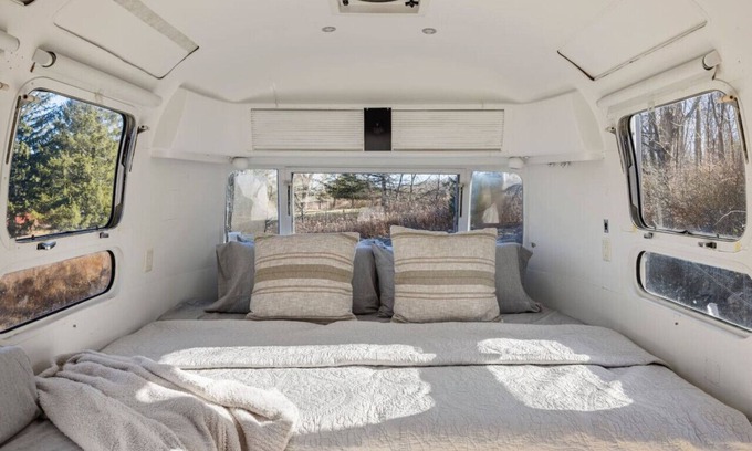 Oak Hill House | Upstate NY Airstream Retreat