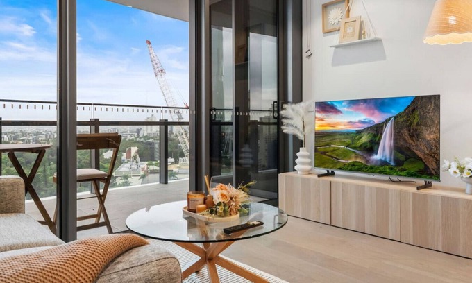Brisbane Central Business District Apartment | Uptown Casino Stay Near River & Arts