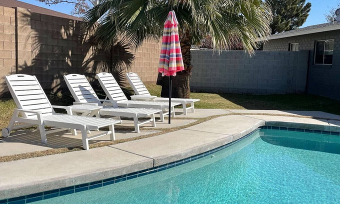 North Mountain House | Uptown Mid Century Charmer