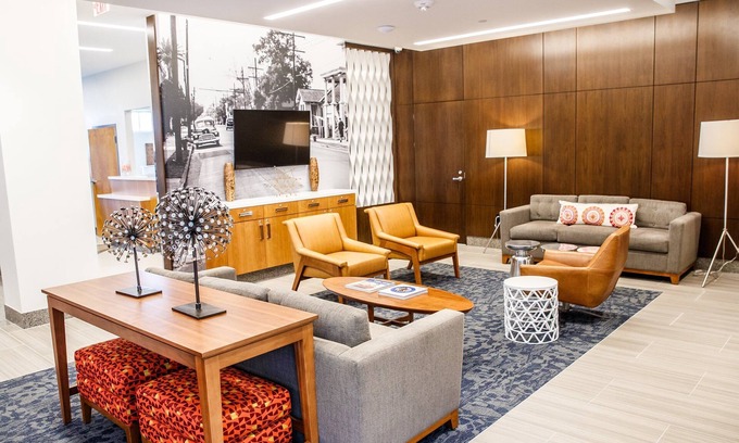 Uptown Historic District Apartment | Uptown