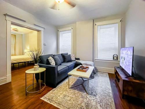 St. Louis Apartment | Urban 1BR Nurse's Retreat Barnes & Children's