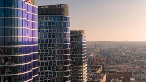 Katowice Apartment | URBAN APARTMENTS GLOBAL SkyLine 23rd floor No 8, Garage, Self Check-in, No Deposit